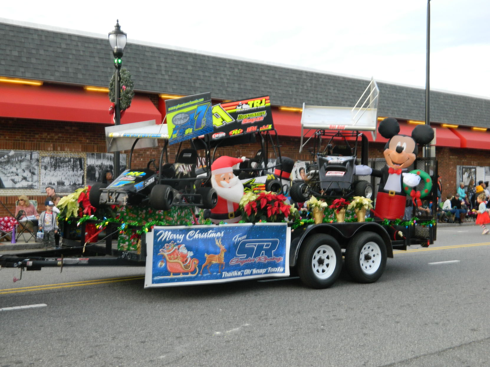 Mooresville Christmas Parade (339).JPG